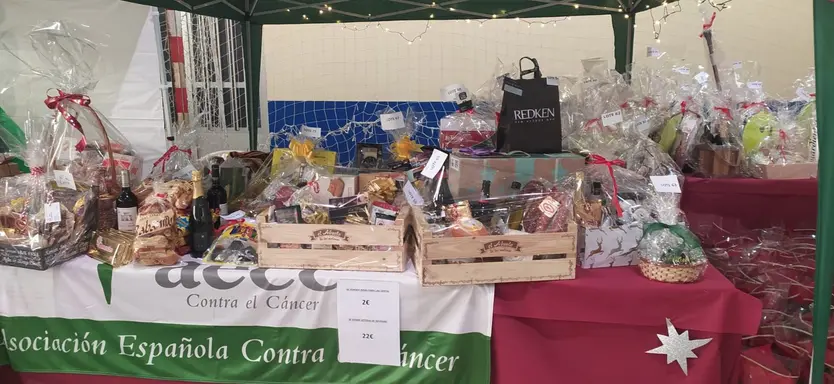 Uno de los puestos del mercadillo