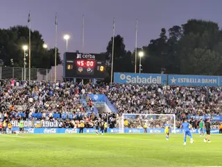Afición Del Zamora Cf En Sabadell