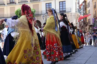 Grupo Bajo Duero en la XXXII Muestra de Folklore