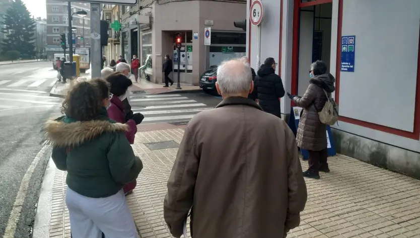 Zamoranos compran décimos a última hora