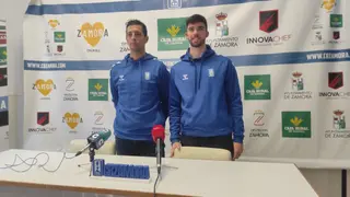 Saulo Hernández y Josep Peris, del CB Zamora.