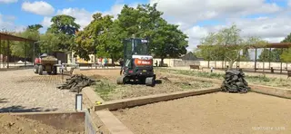 Labores de ajardinamiento en San Martín