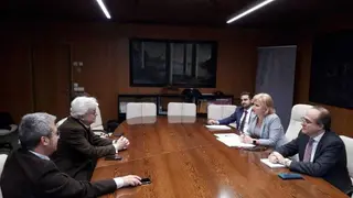 Reunión de la delegada territorial, Leticía García, con la Cámara de Comercio y CEOE