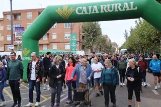 Salida de la XLI Marcha Asprosub con presencia de representantes políticos y otras entidades