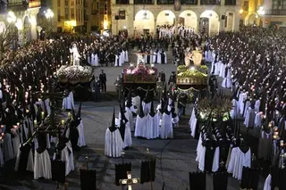 La Hermandad de Jesús en su Tercera Caída desfila en su 75 aniversario Foto: María Lorenzo