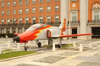 El Ejército del Aire cederá un avión C-101 para su instalación en una rotonda de la ciudad
