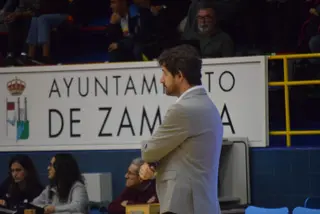 Ricardo Vasconcelos en el CD Zamarat - Azul Marino Mallorca.