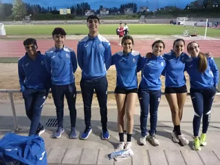 Atletas del Benavente Atletismo en las pruebas celebradas en Salamanca