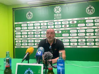 Juan Sabas en rueda de prensa tras el encuentro frente al Arenteiro