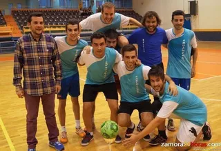 Sobredosis de Zamoranos conquista el Torneo de San Pedro de fútbol sala