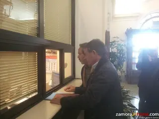 IU, PSOE y Adeiza piden formalmente un informe del Interventor sobre los contratos menores del Ayuntamiento