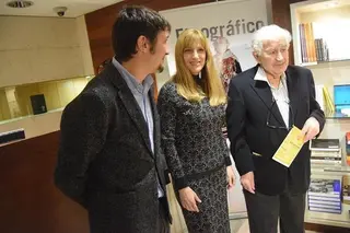 Gamoneda pide que los jóvenes sean "honradamente críticos"