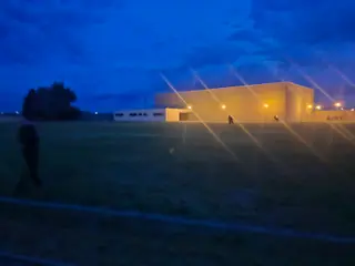 Campo de fútbol de la Universidad Laboral sin luz.