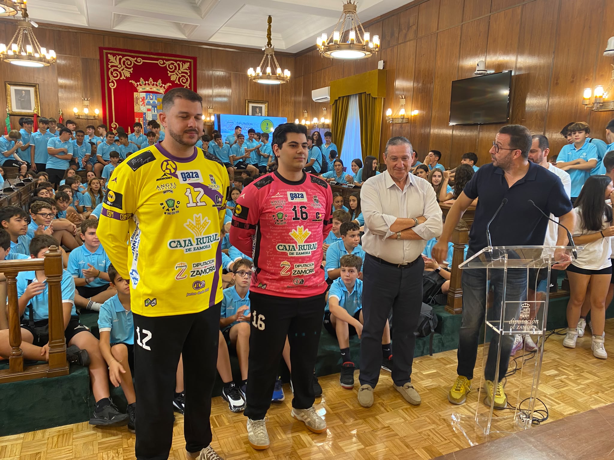 Equipaci&oacute;n porteros Balonmano Zamora 26-27