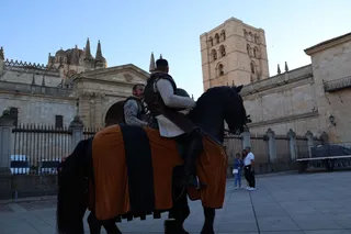 Desfile inaugural Mercado Medieval de Zamora | Z24H