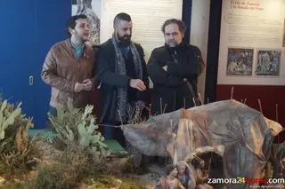 Íñigo Bastida, presidente de la Asociación de Belenistas: "La sociedad tiende al laicismo, pero los belenes siguen creciendo"