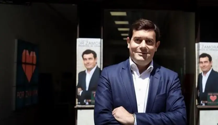  Ángel Macías