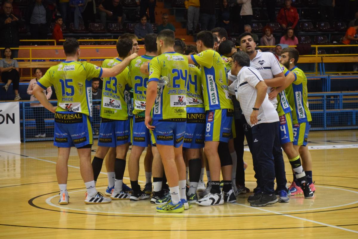 A la séptima fue la vencida para el Balonmano Zamora