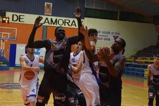 Alioune Senghor renueva con el Innova Chef