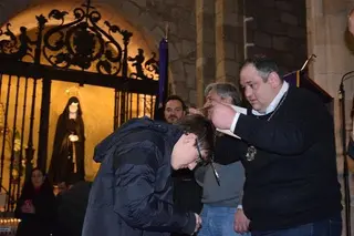 Jesús Nazareno recibe a sus nuevos hermanos
