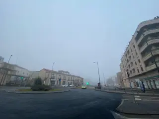 Niebla tiempo puerta feria obras (1)