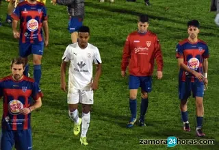 Los jugadores reconocen la superioridad de la Segoviana