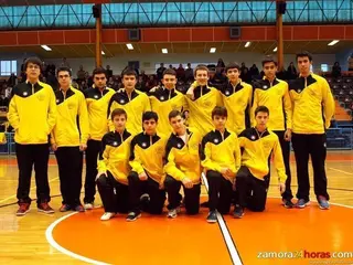 Solo el cadete del Virgen de la Concha logra sacar adelante su duelo en Salamanca