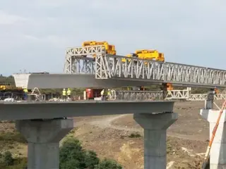 1494648