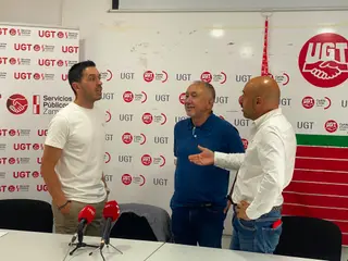 Javier García, Pepe Álvarez y Óscar Lobo este martes en la sede de UGT Zamora