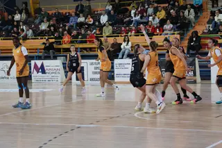 Partido entre CD Zamarat y Cajasol Baloncesto Sevilla | Z24H