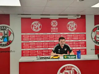 Julio Cobos, entrenador del CP Cacereño | Z24H