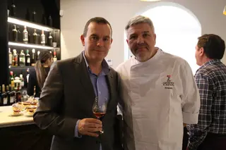 El presidente Diputación y el chef en Madrid