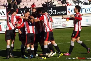 El Zamora no quiere perder el tren del play off en casa del colista