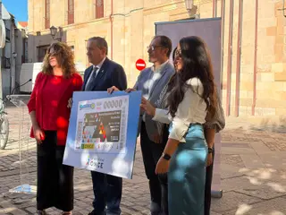 Presentación del cupón de la ONCE que conmemora la Feria Internacional del Queso de Zamora