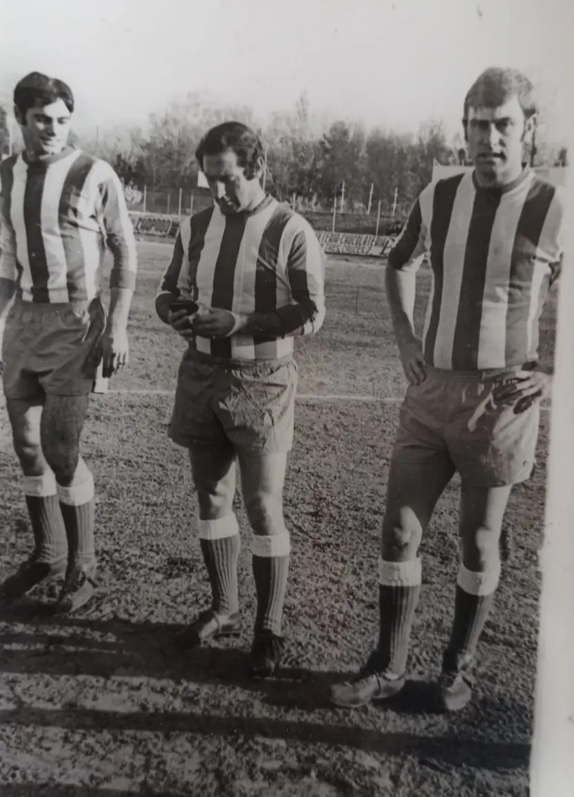 Detalle de Paco Gento con la camiseta del Zamora FOTO CASTO PÉREZ