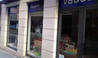 Detenidos un joven y una menor de edad tras robar más de 70 colonias en una tienda de la capital