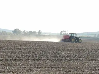 3119121 (1)
