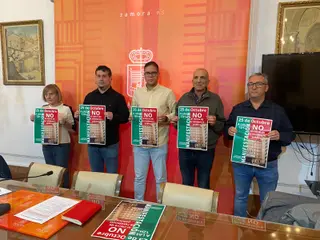Nieves Turiel, Diego Bernardo, Pablo Novo, Teo Movilla y Juan Escudero en rueda de prensa este viernes