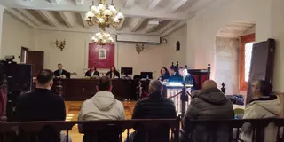 Juicio contra cinco acusados de tráfico de drogas