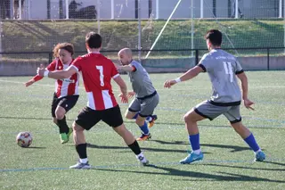 Un instante del duelo entre Zamora B y Noname