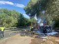 Un incendio de un vehículo en la N-630 