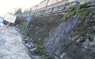 El PP exige una solución para las filtraciones del muro de la estación de tren