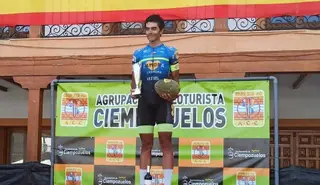 Triunfal paso del Globalia Zamora Enamora por Cienpozuelos