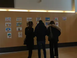 Imagen de los dibujos expuestos
