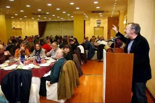 Ángeles Rábano recibe el premio ‘Inocente individual’ Cozprobúho 2013