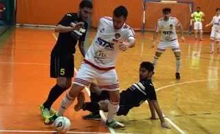 El FS Zamora STX suda para doblegar al colista (4-2)