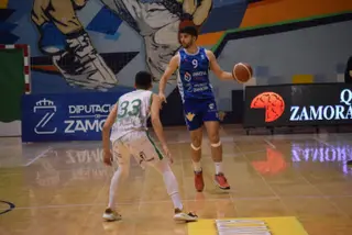 Josep Peris en el CB Zamora - Albacete Basket de liga. Archivo.