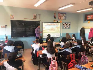 Alumnos en un aula.archivo