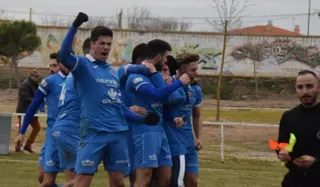 Celebración del Villaralbo en la victoria contra el Atlético Mansillés