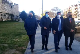 Víctor Franco visita la muralla